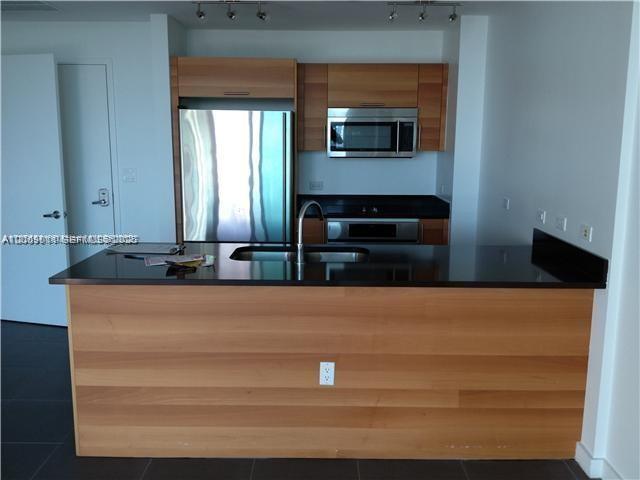 3301 NE 1 AV #H2005, Miami FL 33137