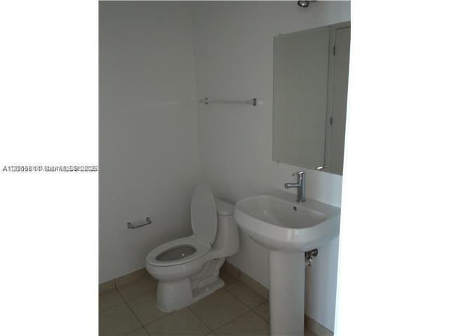 3301 NE 1 AV #H2005, Miami FL 33137