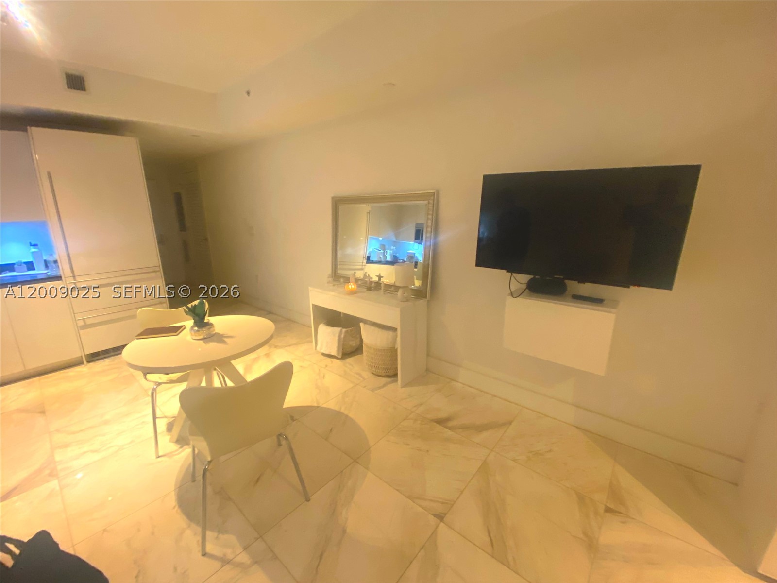 1010 Brickell Ave #2910, Miami FL 33131