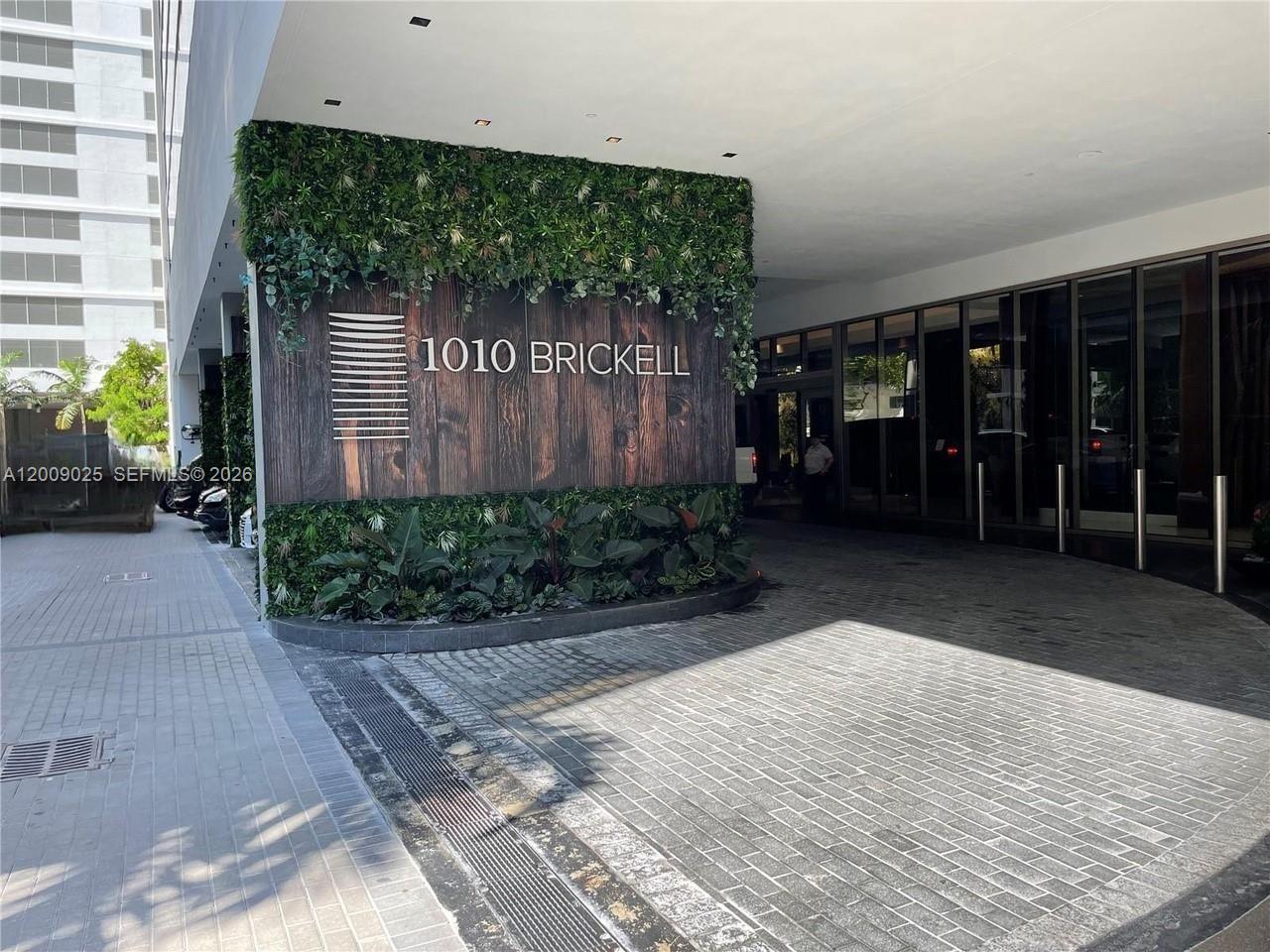1010 Brickell Ave #2910, Miami FL 33131