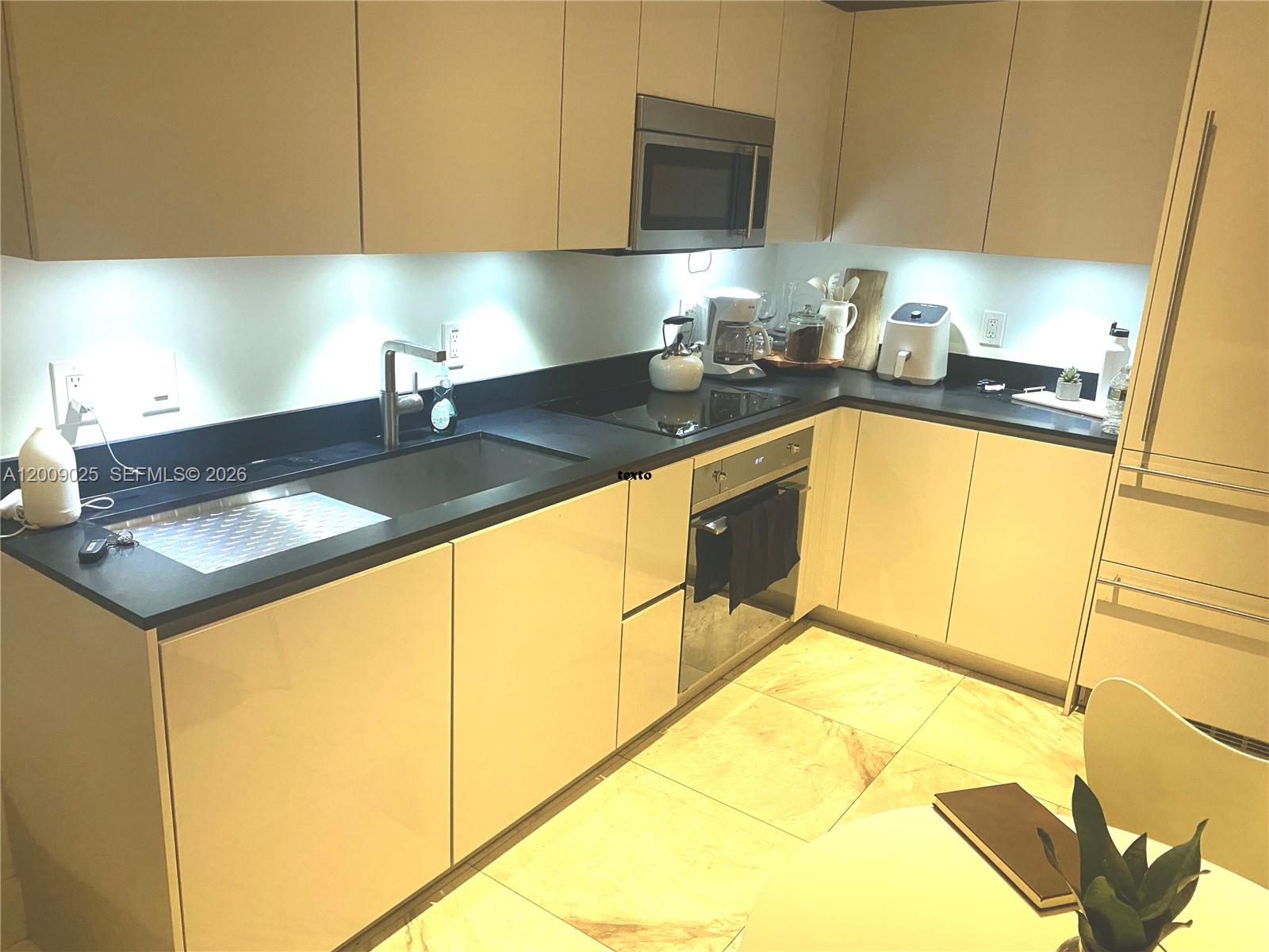 1010 Brickell Ave #2910, Miami FL 33131