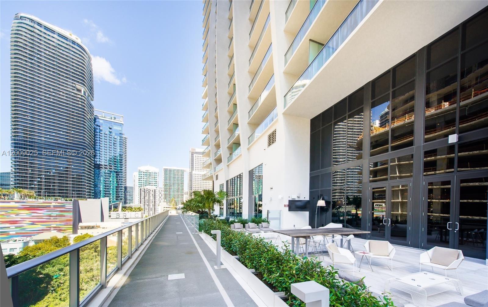 1010 Brickell Ave #2910, Miami FL 33131