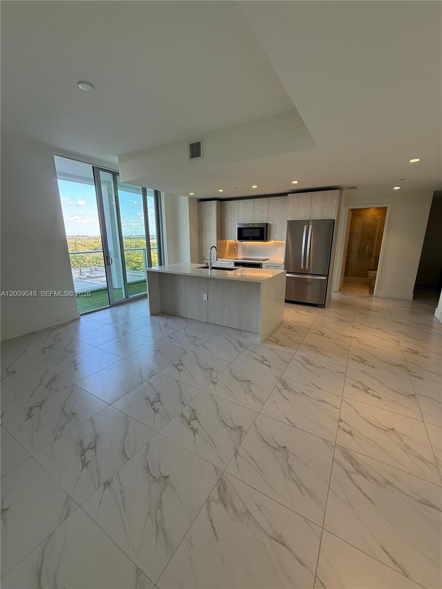 2000 Metropica Way #901, Sunrise FL 33323