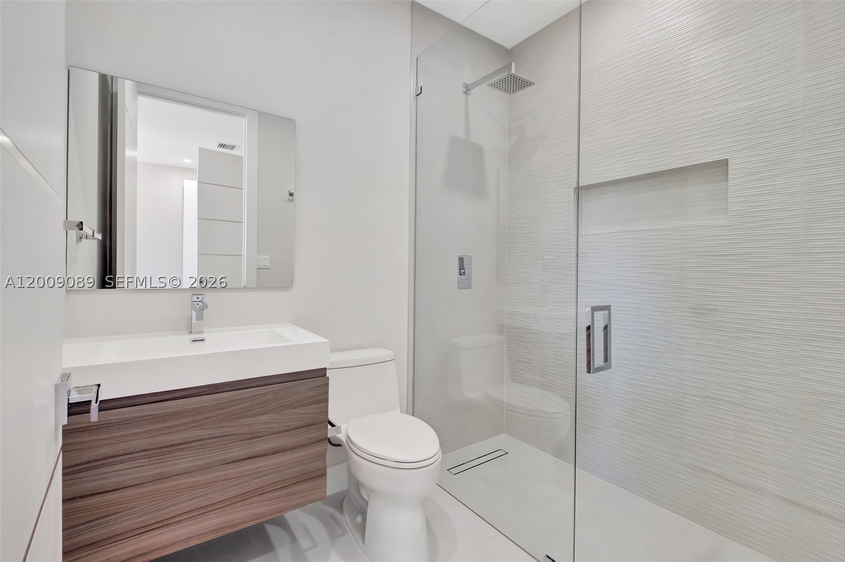 1223 SW 12th Ct #1223, Miami FL 33135