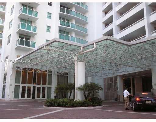 31 SE 5th St #2807, Miami FL 33131