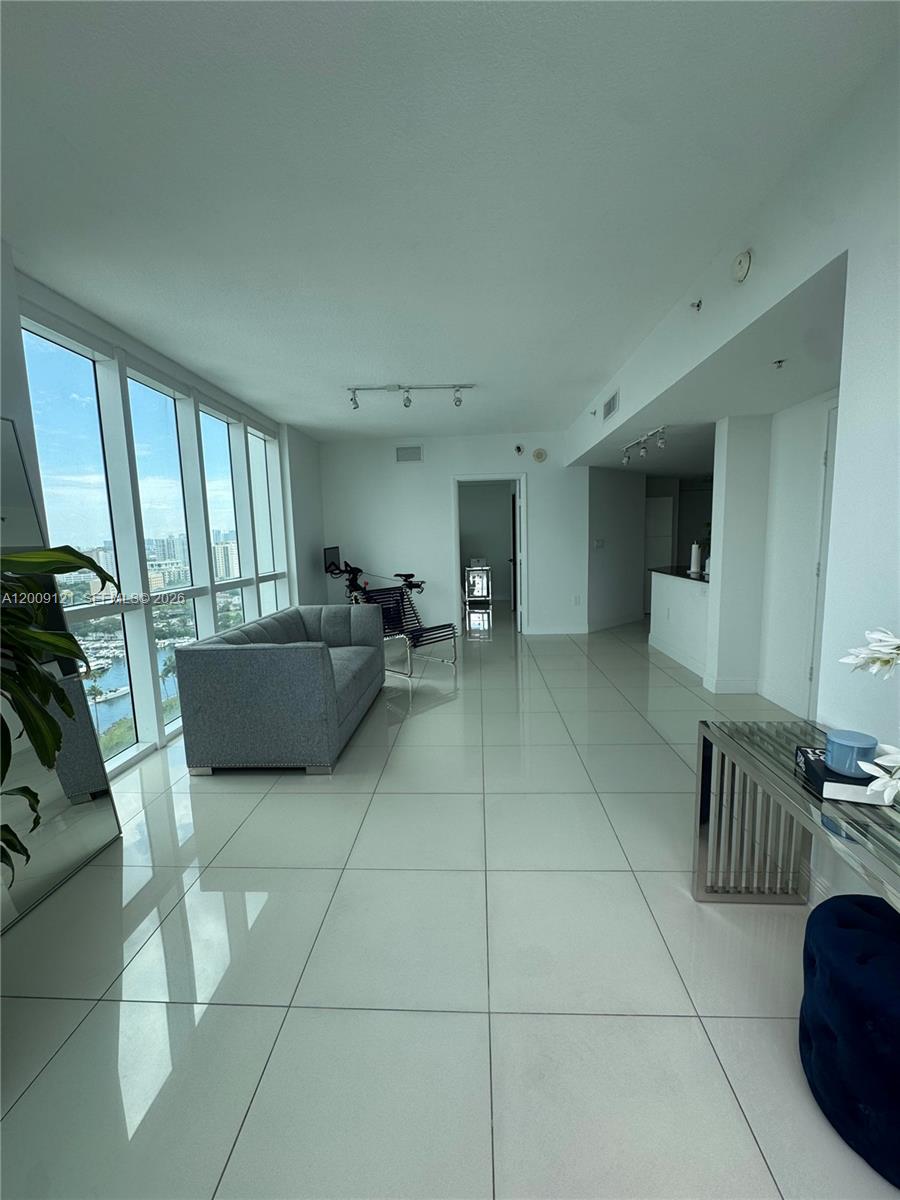 1871 NW S River Dr #2005, Miami FL 33125