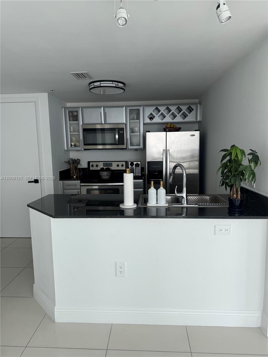 1871 NW S River Dr #2005, Miami FL 33125