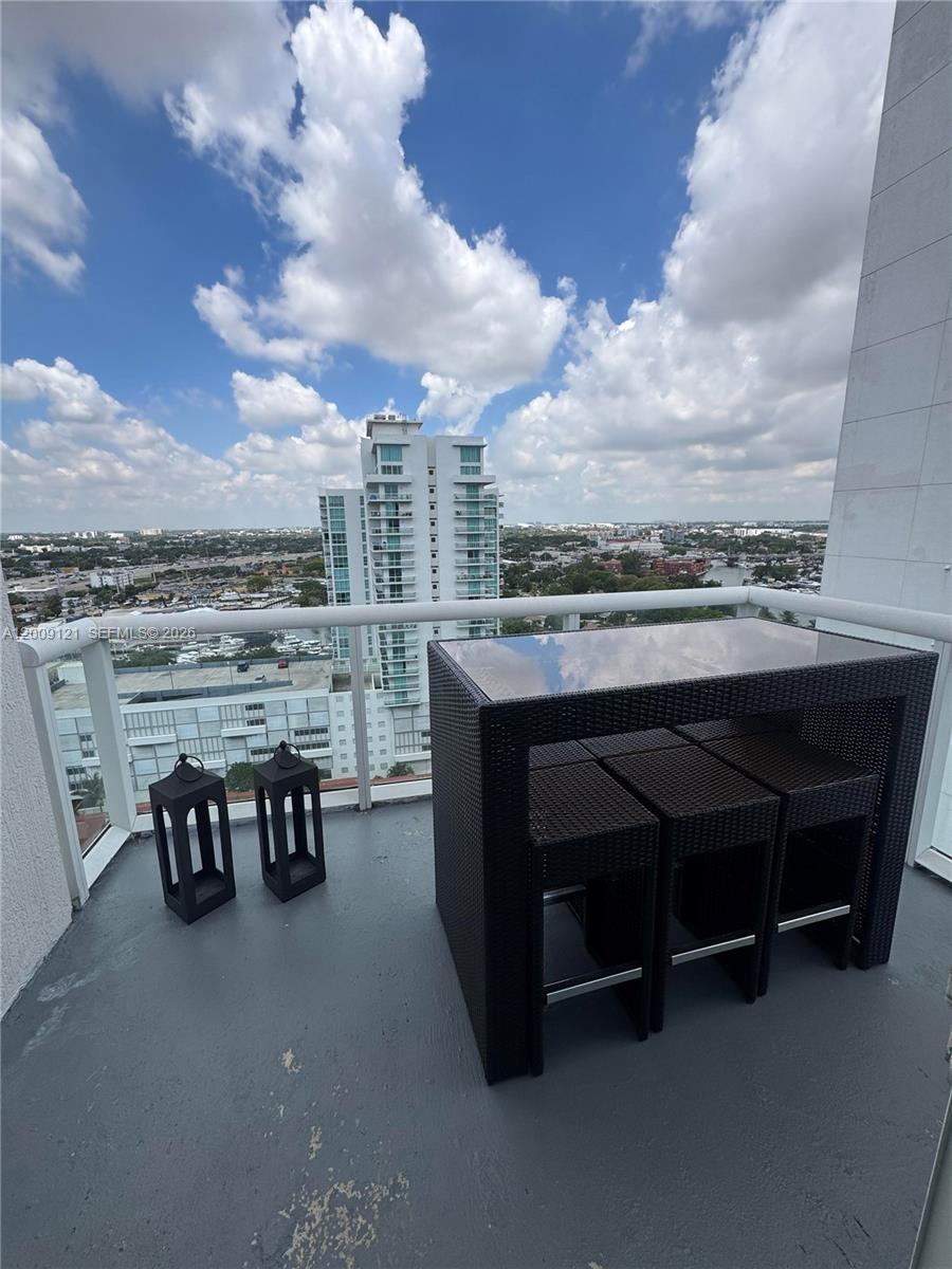 1871 NW S River Dr #2005, Miami FL 33125