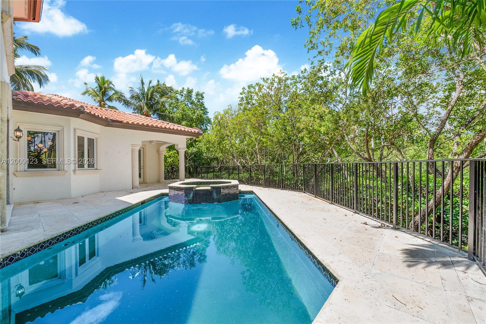 13680 Deering Bay Dr #13680, Coral Gables FL 33158