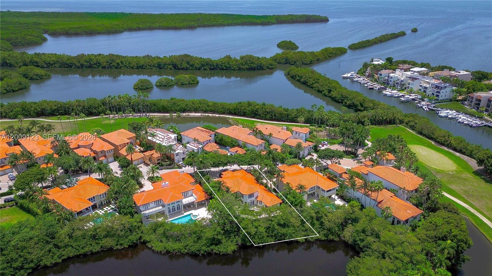 13680 Deering Bay Dr #13680, Coral Gables FL 33158