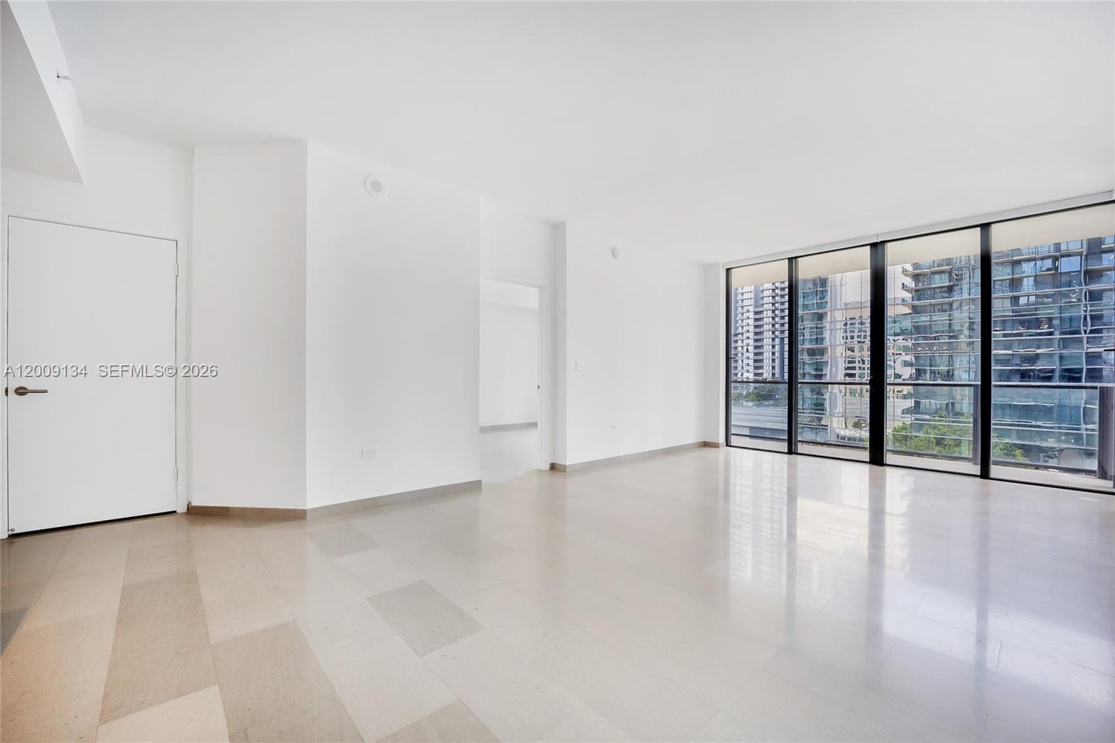 88 SW 7th St #1009, Miami FL 33130