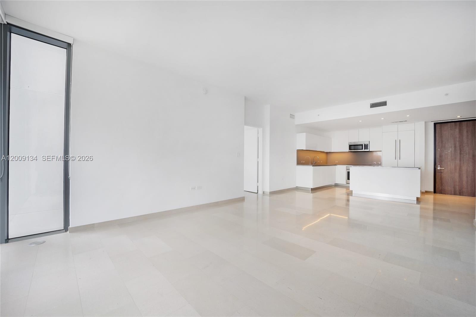 88 SW 7th St #1009, Miami FL 33130