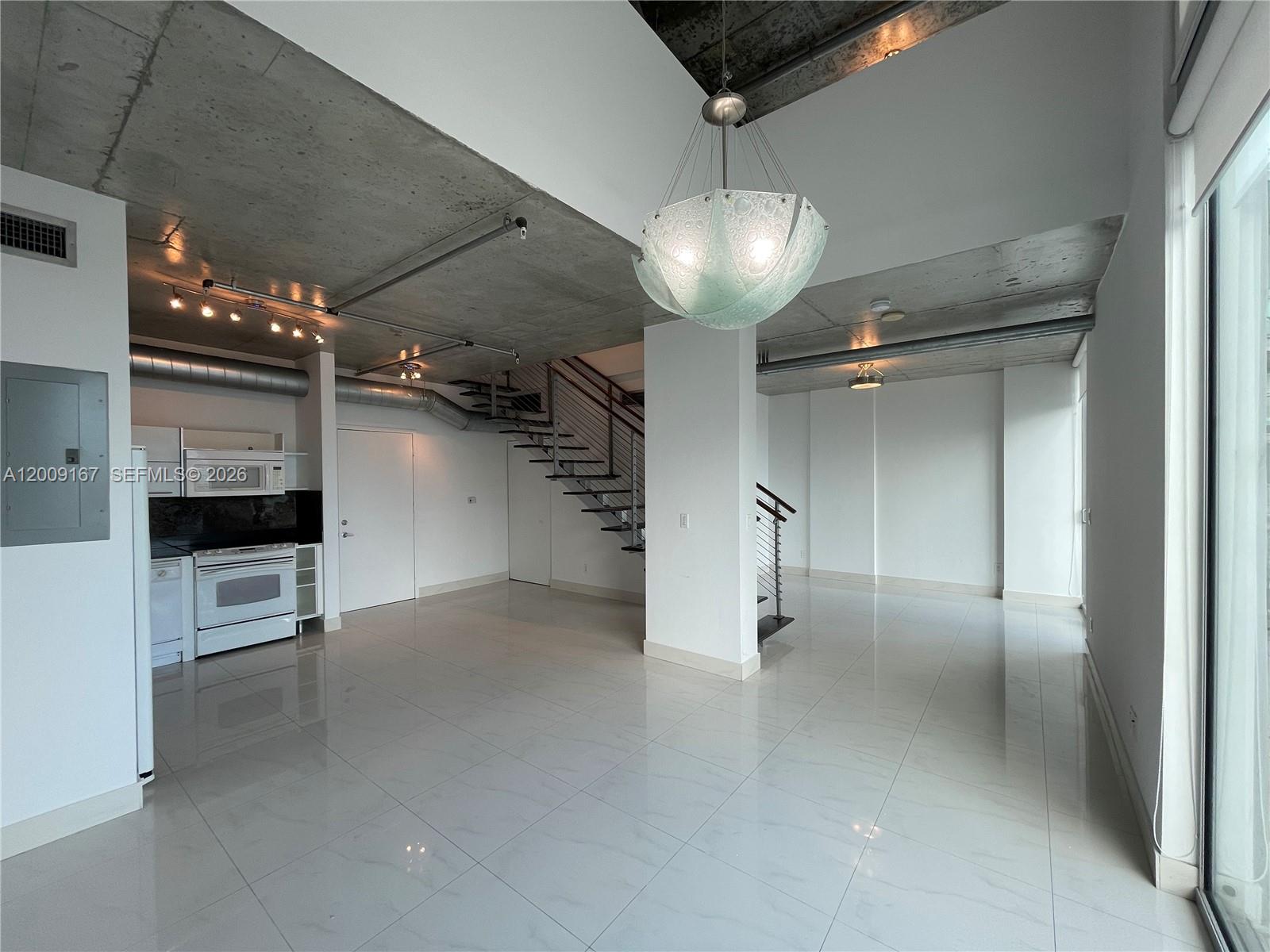 690 SW 1st Ct #3115, Miami FL 33130