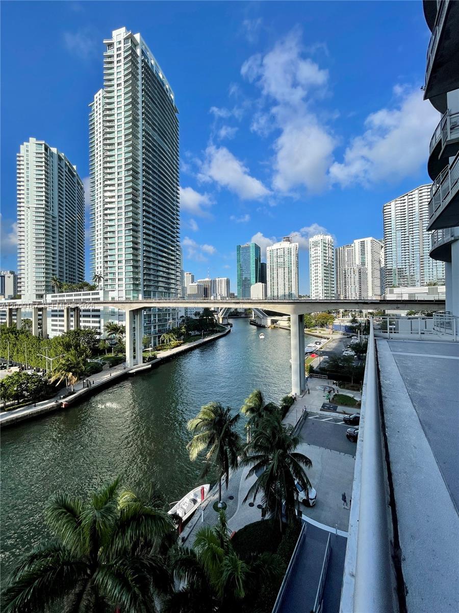 690 SW 1st Ct #3115, Miami FL 33130