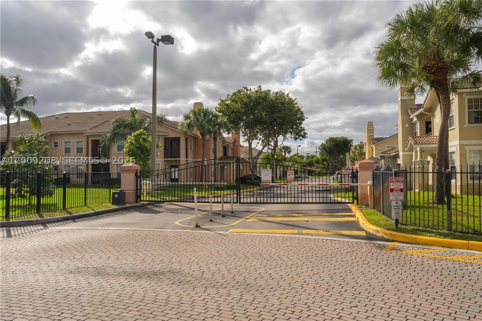 1002 Belmont Ln #1002, North Lauderdale FL 33068