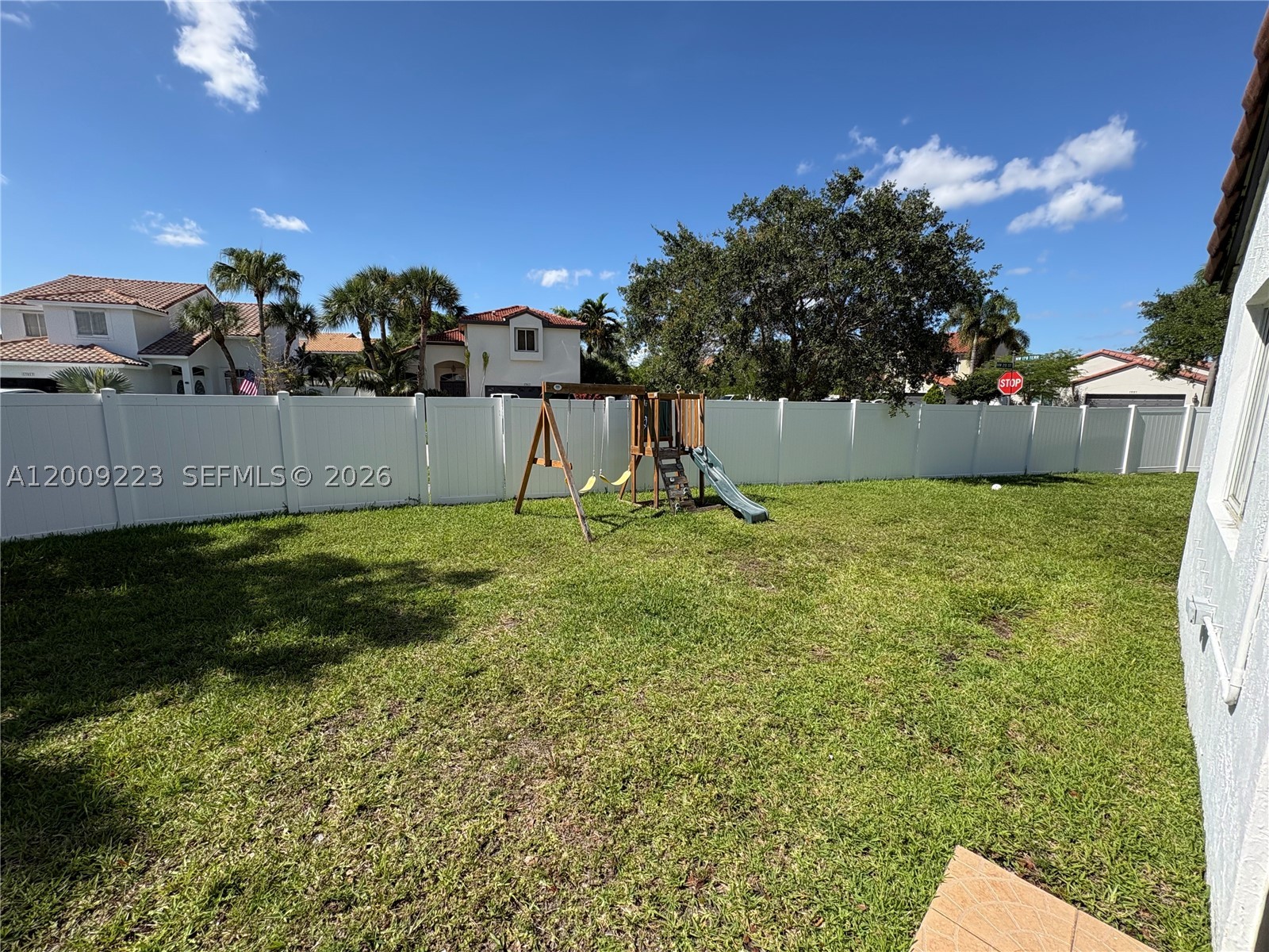 1970 NW 178th Ter, Pembroke Pines FL 33029