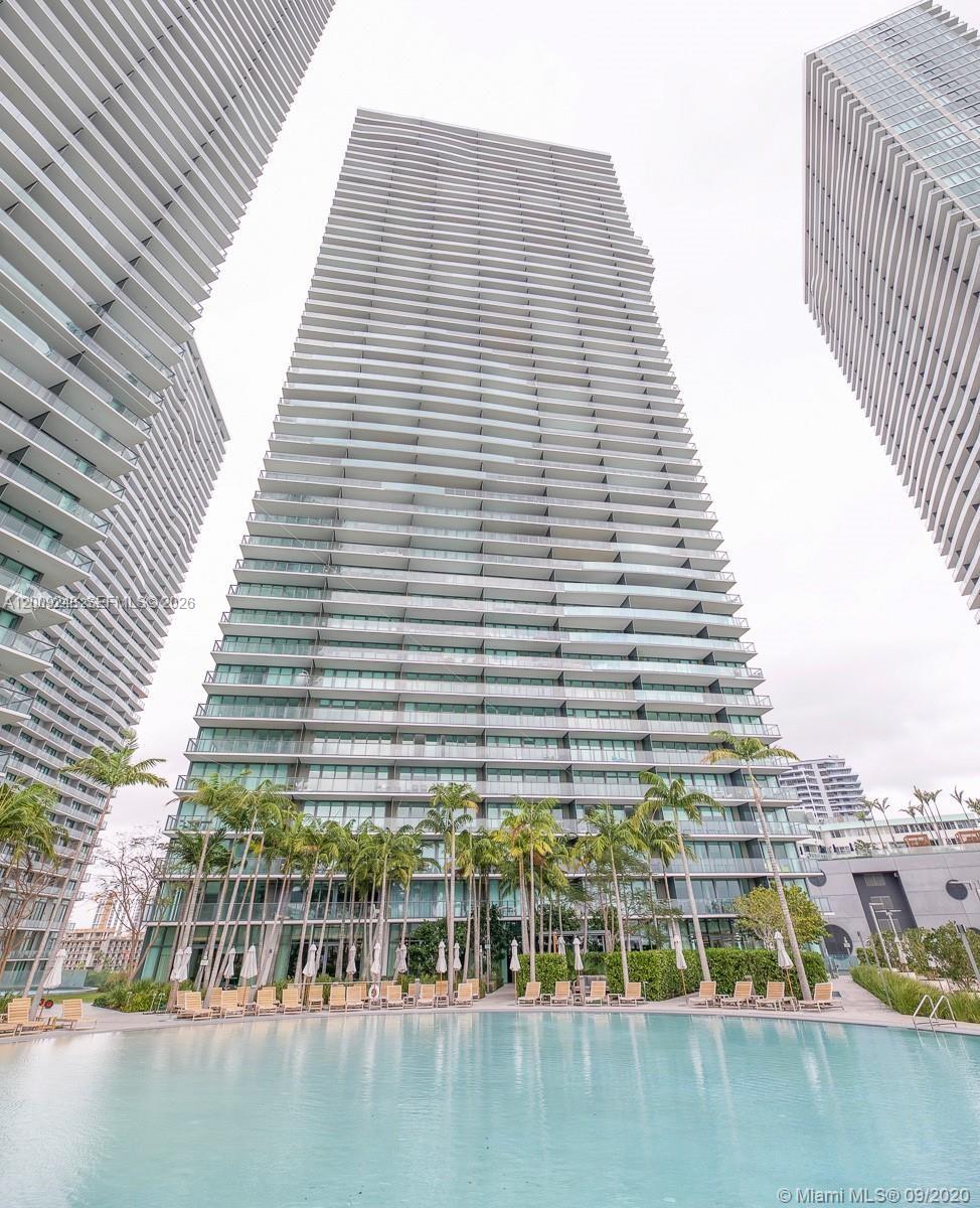 650 NE 32nd St #4005, Miami FL 33137