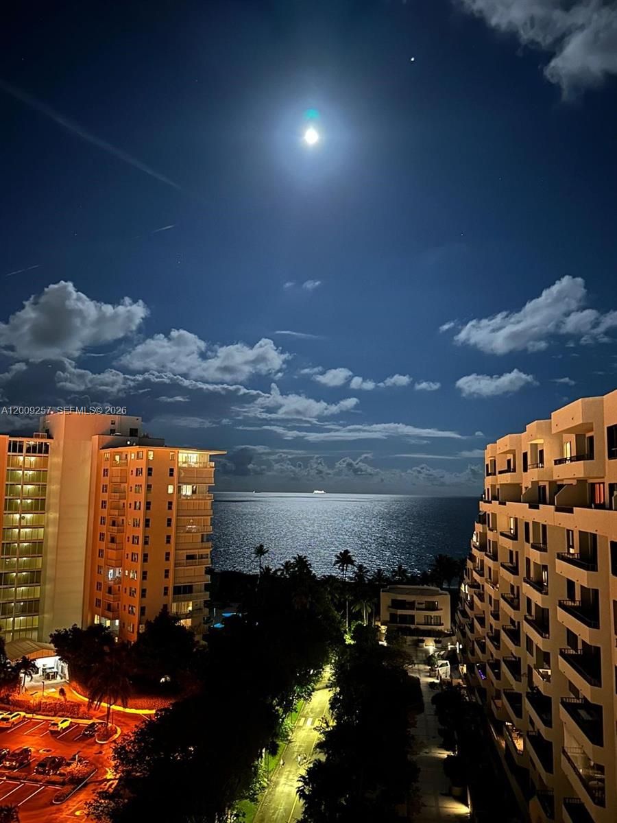251 Crandon Blvd #1105, Key Biscayne FL 33149