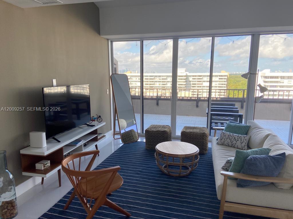 251 Crandon Blvd #1105, Key Biscayne FL 33149