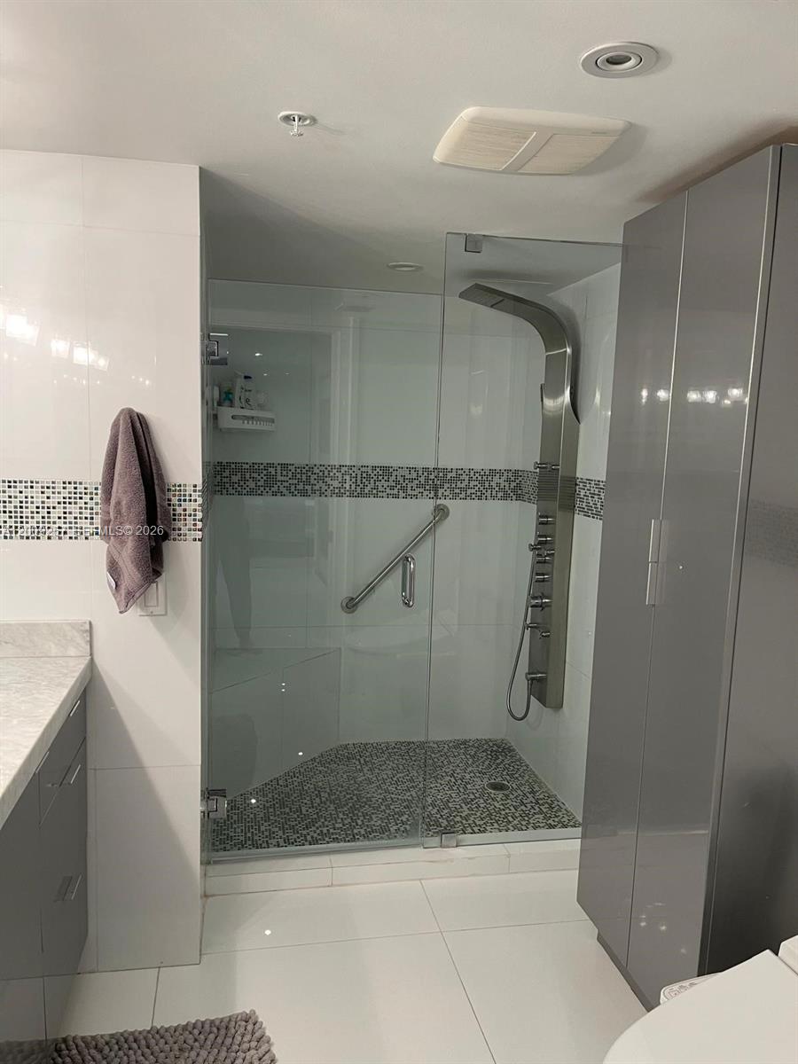 251 Crandon Blvd #1105, Key Biscayne FL 33149
