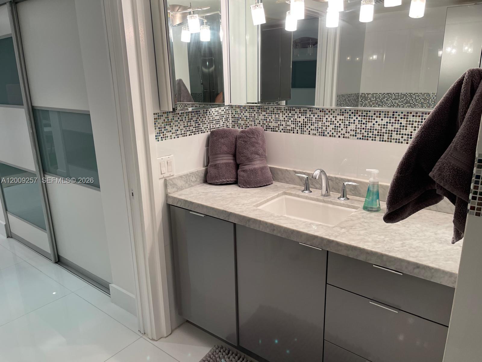 251 Crandon Blvd #1105, Key Biscayne FL 33149