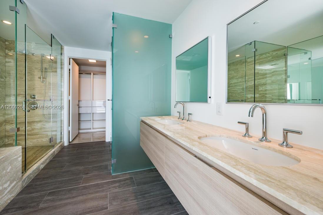 2900 NE 7 AVE #2607, Miami FL 33137