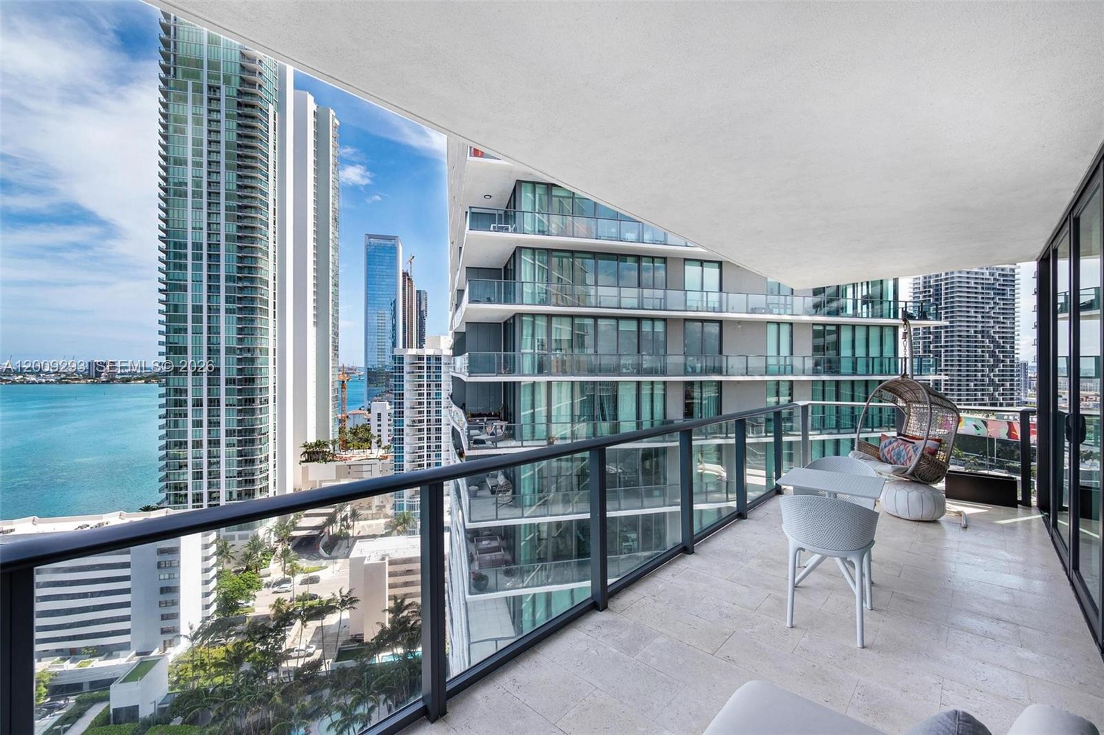 650 NE 32nd St #2101, Miami FL 33137