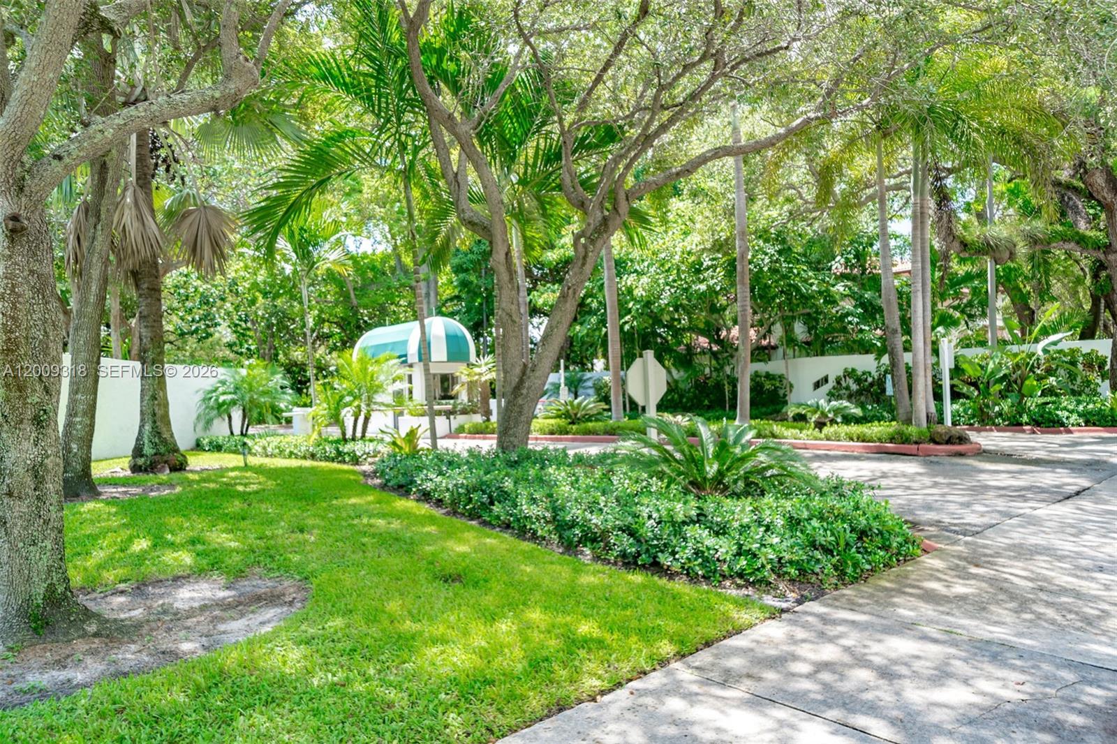 780 NE 69th St #N808, Miami FL 33138