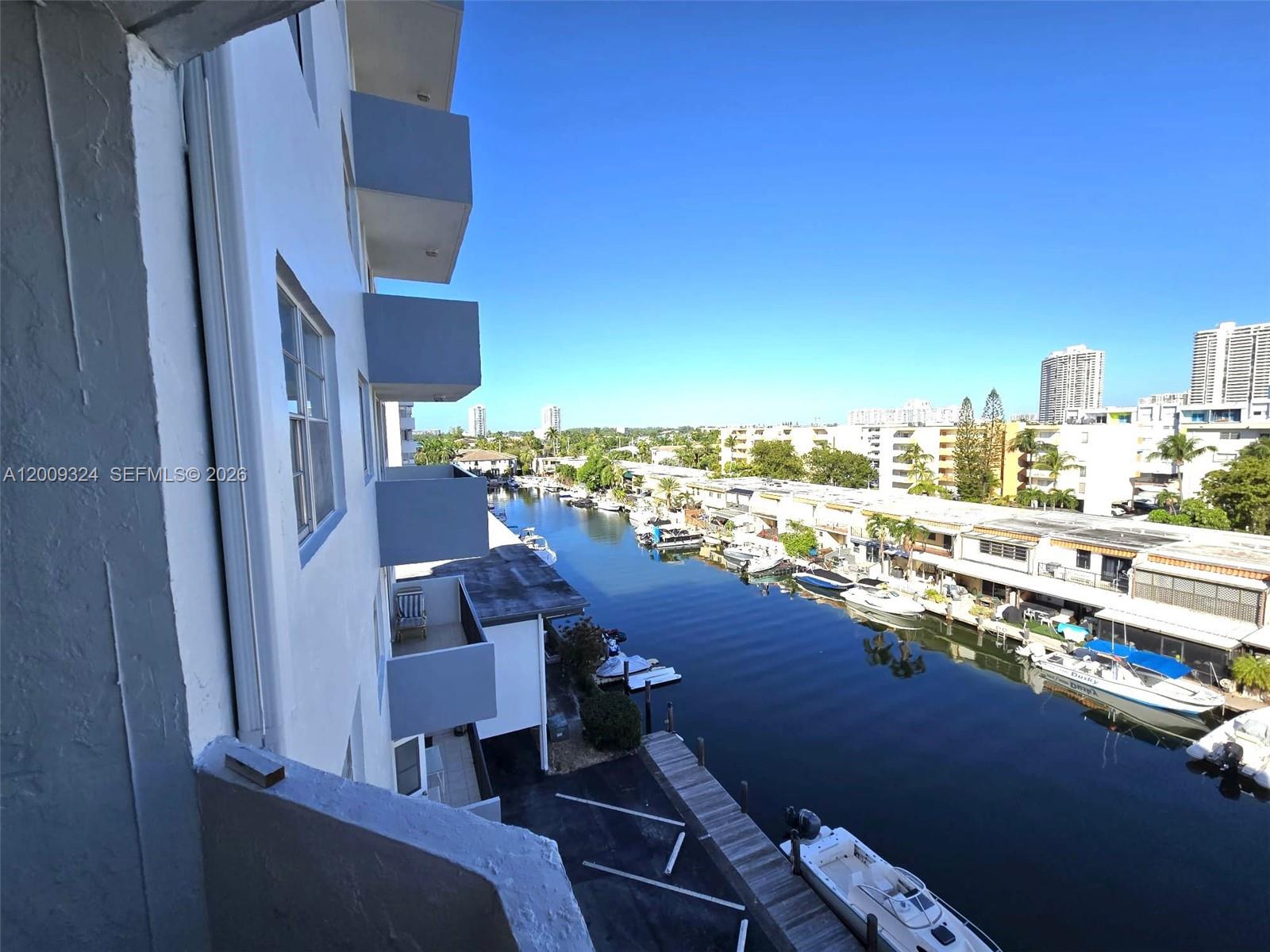 3703 NE 166th St #609, North Miami Beach FL 33160
