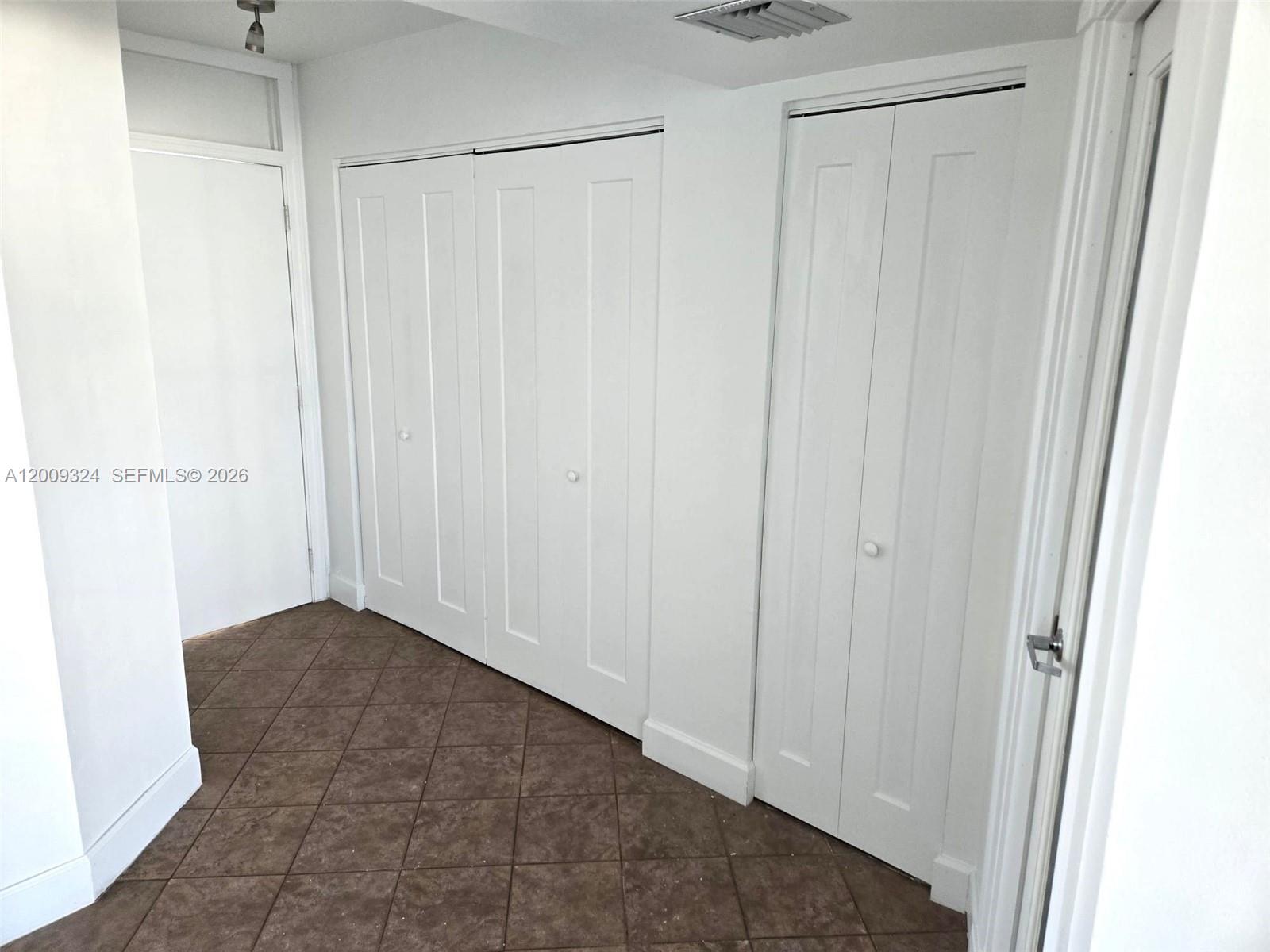 3703 NE 166th St #609, North Miami Beach FL 33160