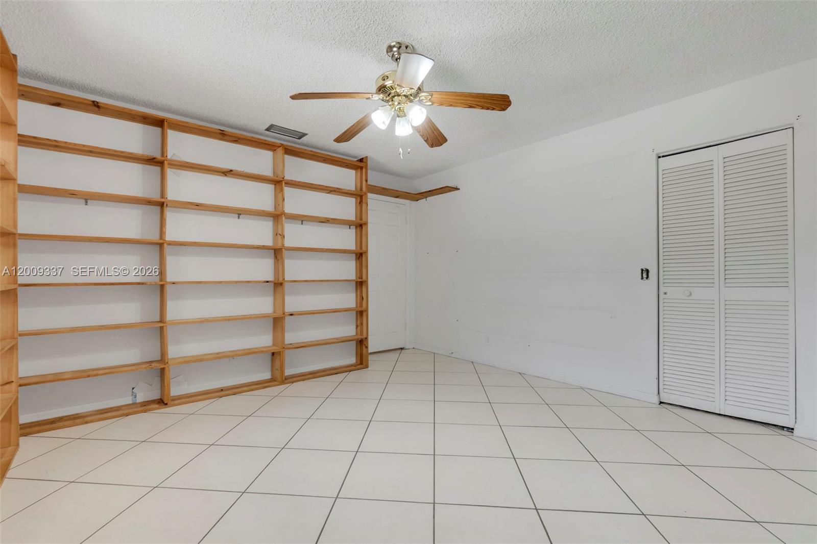 23288 Boca Chica Cir, Boca Raton FL 33433