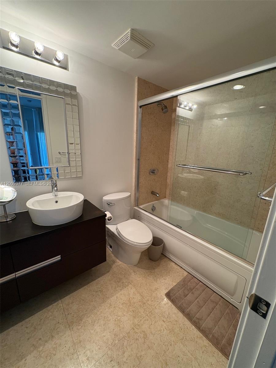 5875 Collins Ave #708, Miami Beach FL 33140