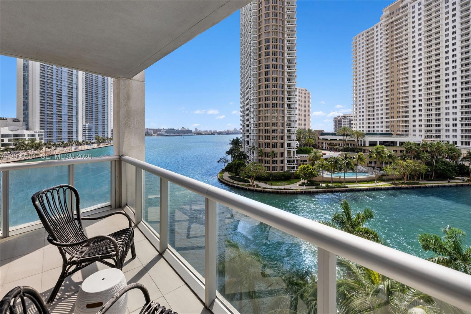 465 Brickell Ave #701, Miami FL 33131