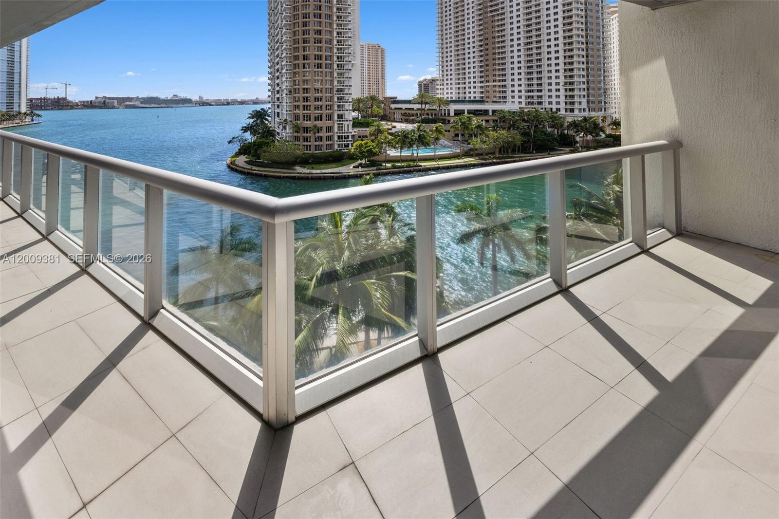 465 Brickell Ave #701, Miami FL 33131