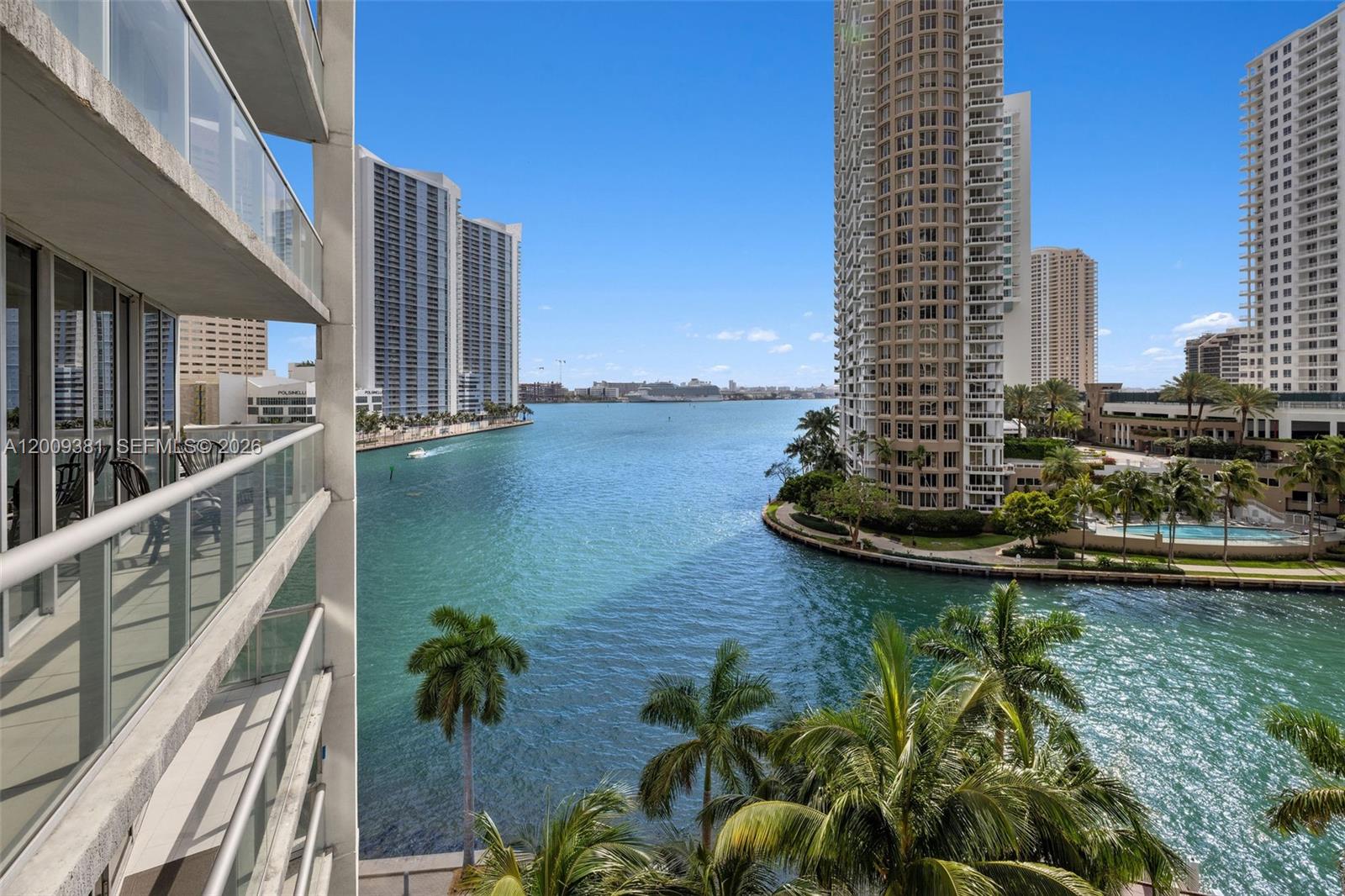 465 Brickell Ave #701, Miami FL 33131