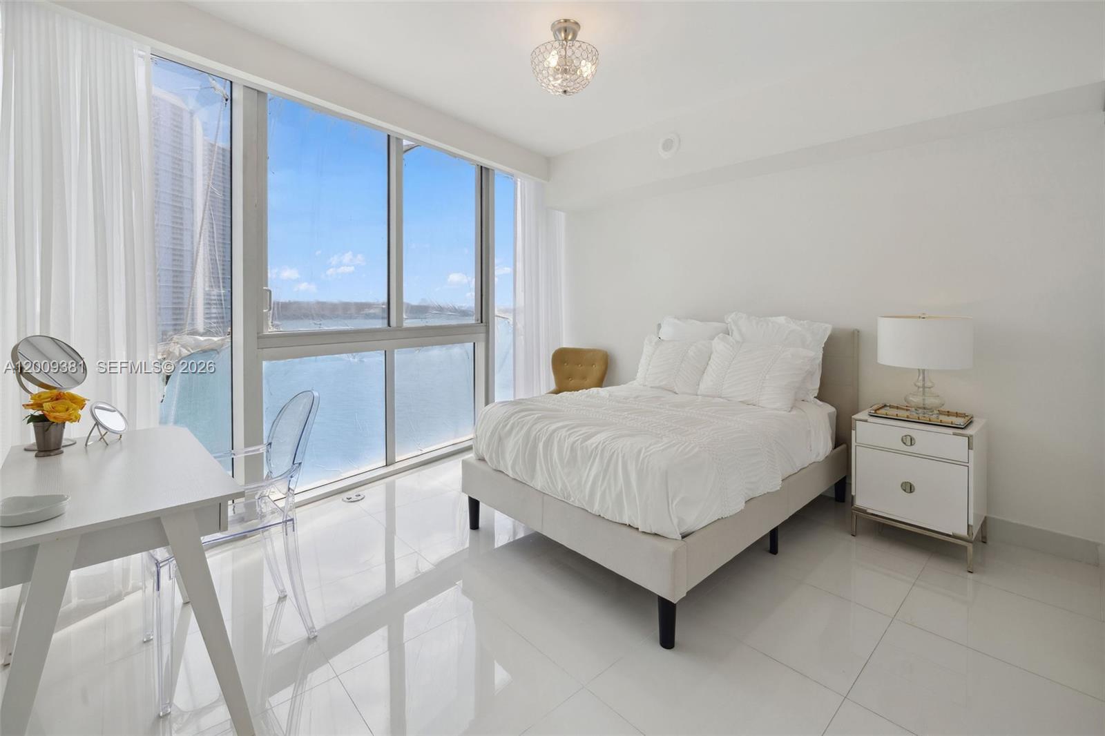 465 Brickell Ave #701, Miami FL 33131