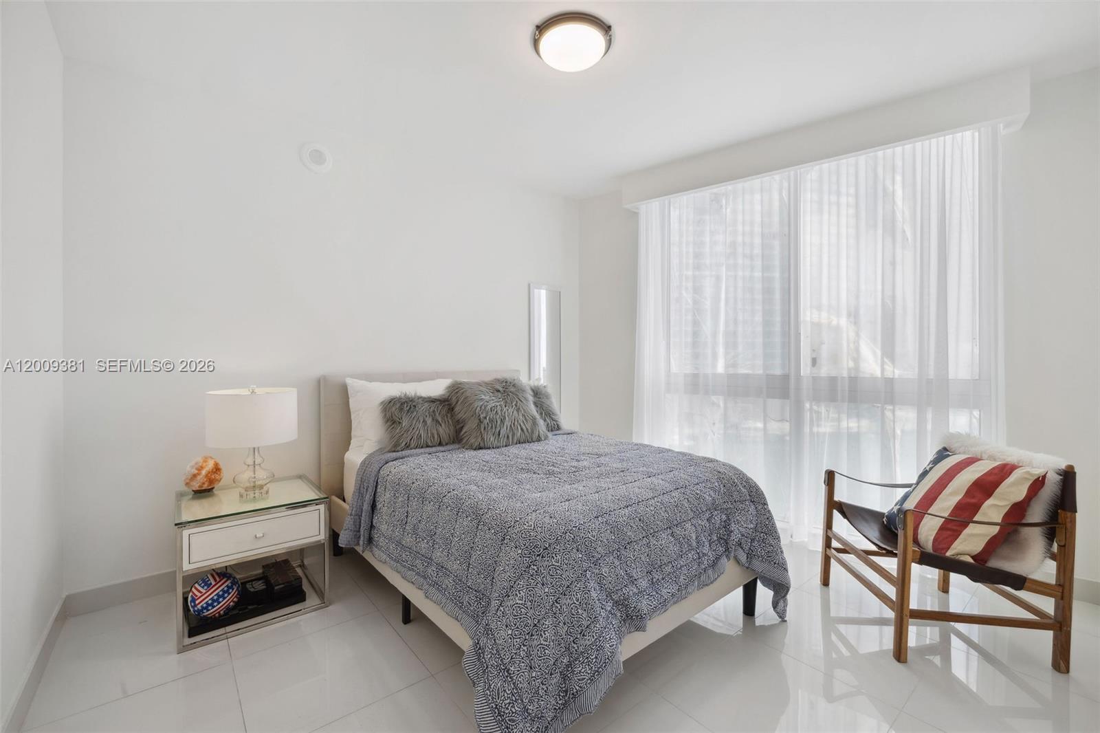465 Brickell Ave #701, Miami FL 33131