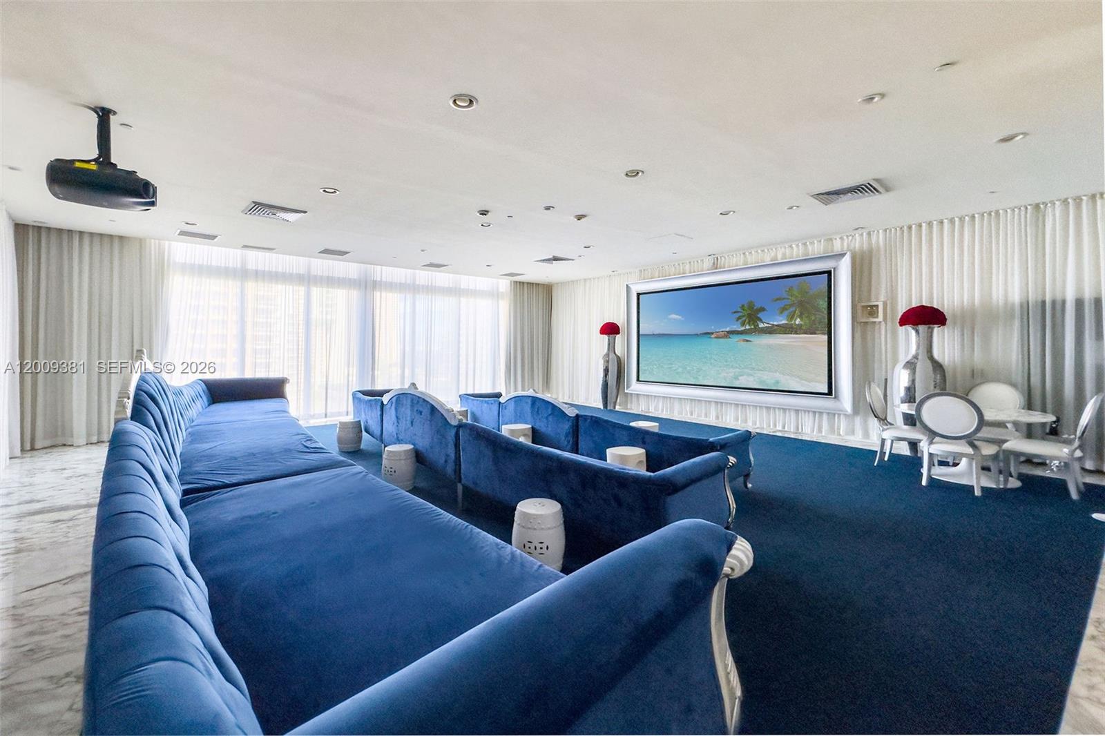 465 Brickell Ave #701, Miami FL 33131