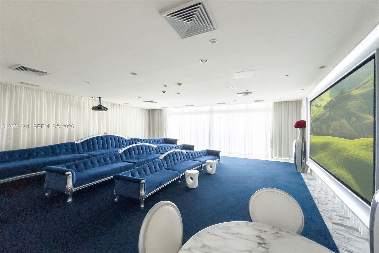 465 Brickell Ave #701, Miami FL 33131