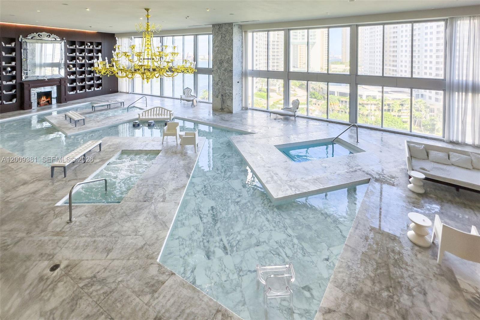 465 Brickell Ave #701, Miami FL 33131