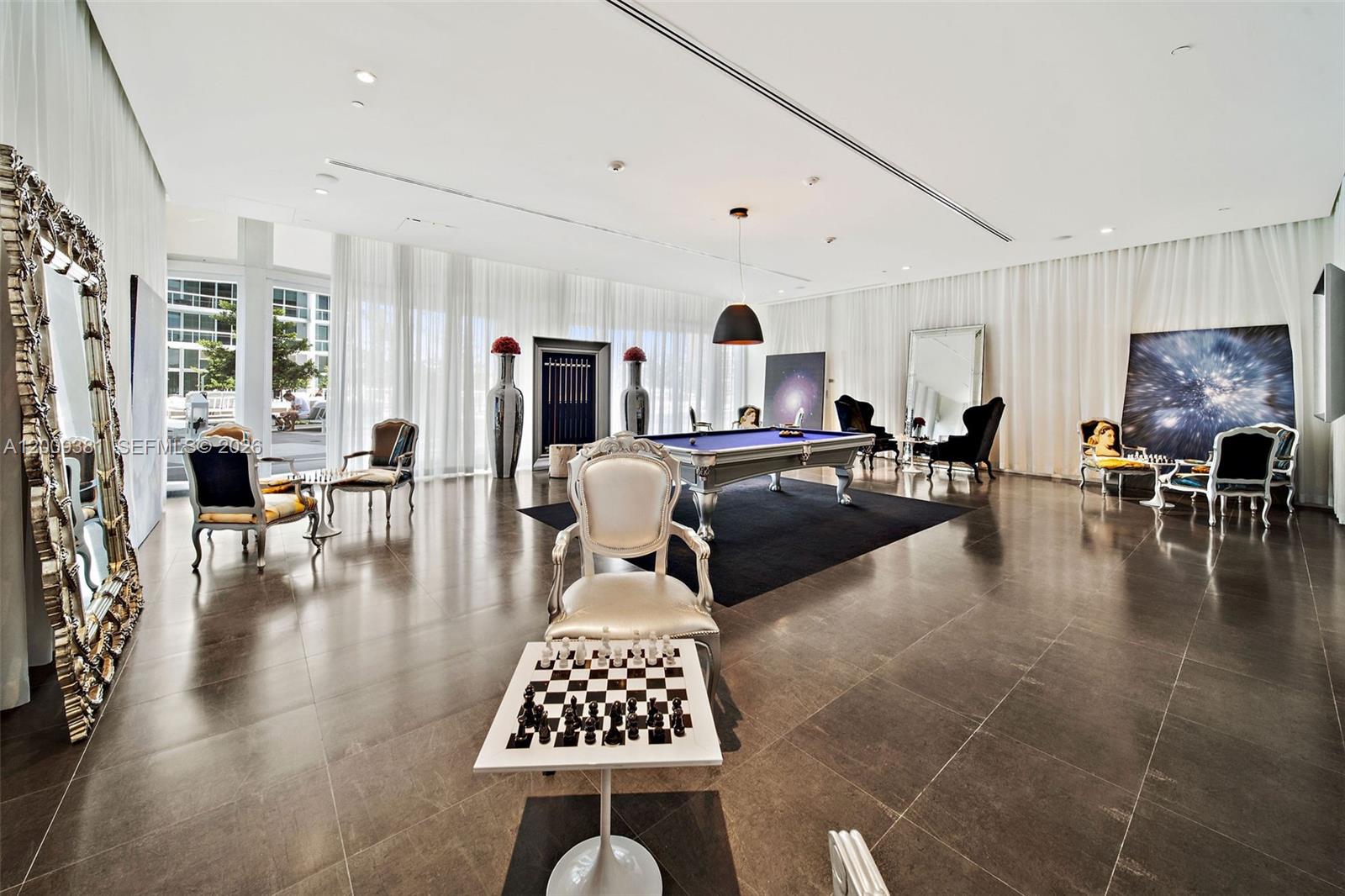 465 Brickell Ave #701, Miami FL 33131