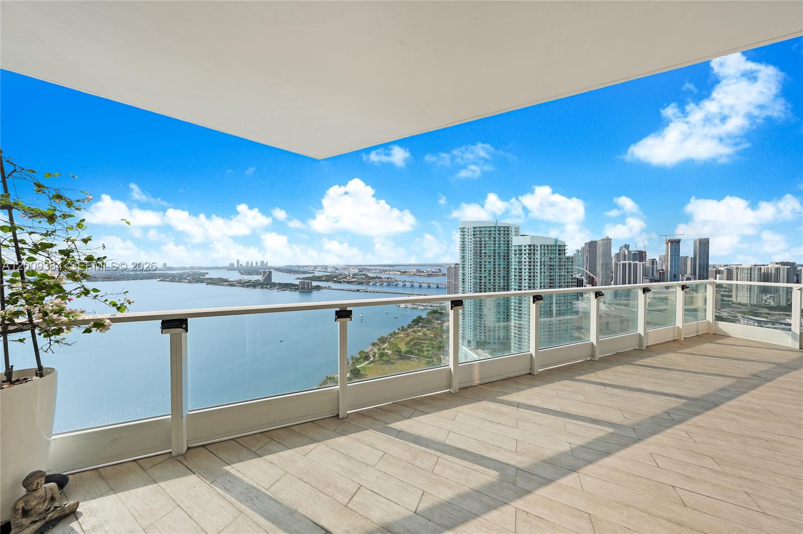 2020 N Bayshore Dr #3902, Miami FL 33137