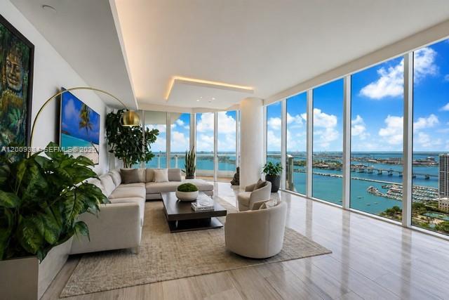 2020 N Bayshore Dr #3902, Miami FL 33137