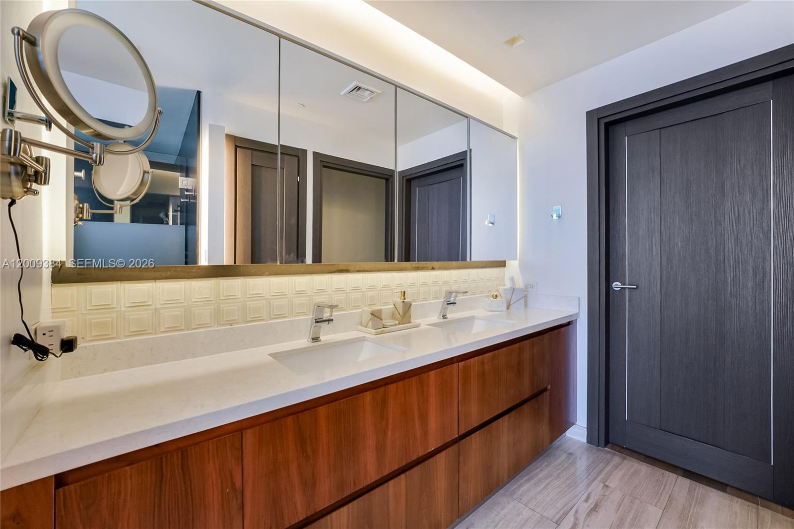 2020 N Bayshore Dr #3902, Miami FL 33137