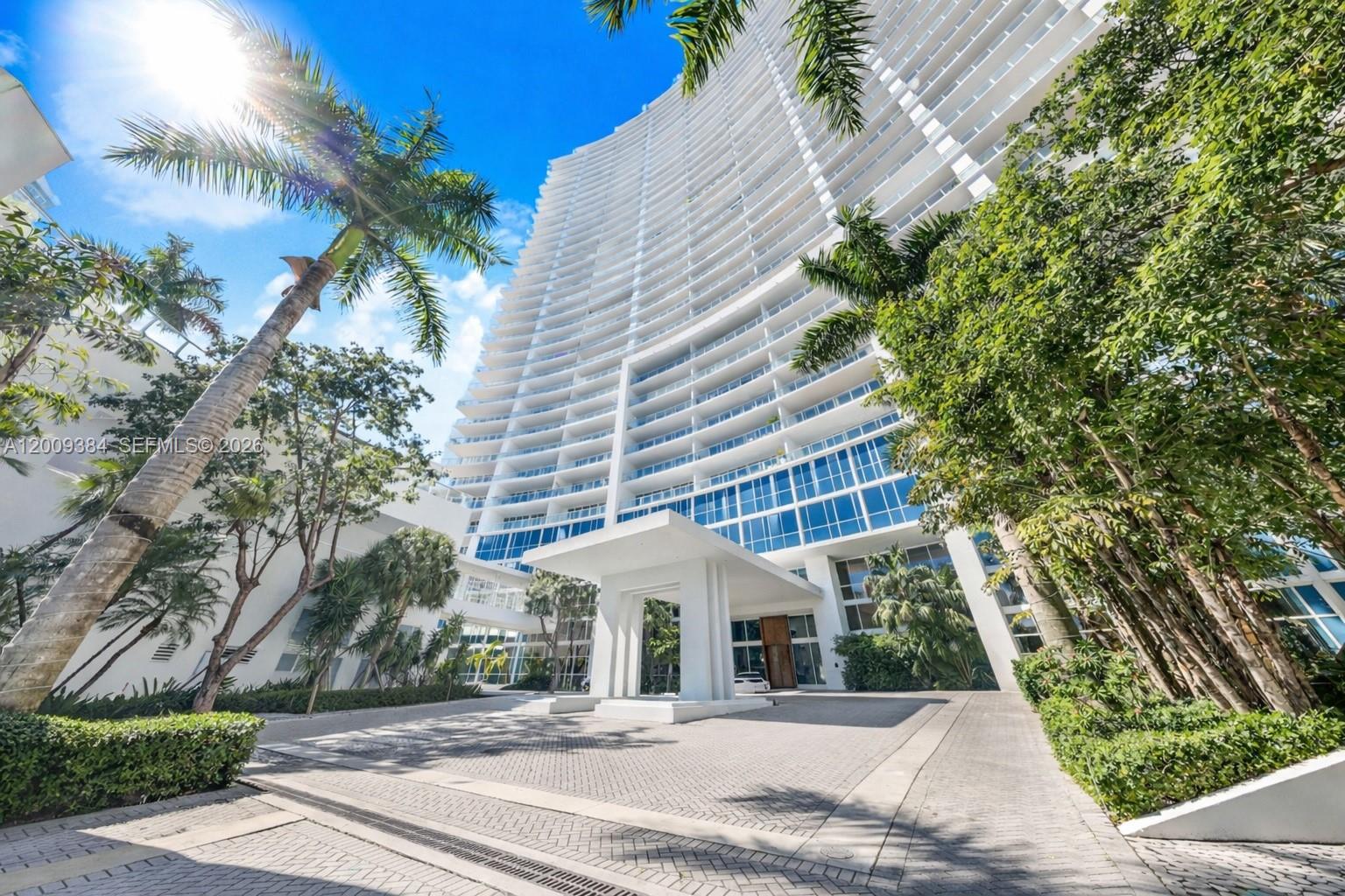 2020 N Bayshore Dr #3902, Miami FL 33137
