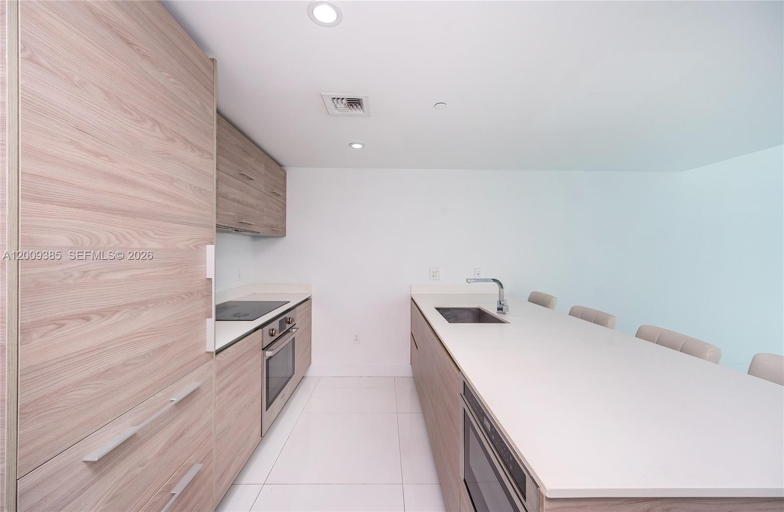 1300 S Miami Ave #2011, Miami FL 33130