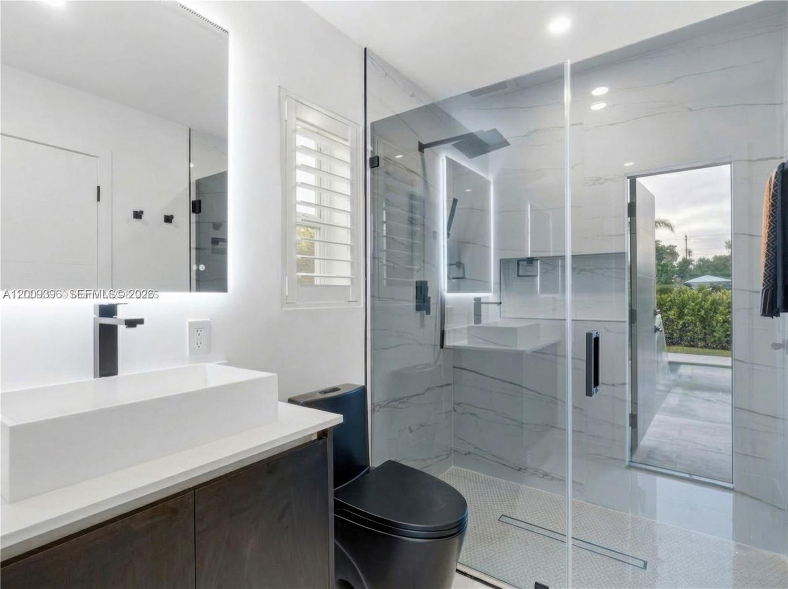 1560 Cleveland Rd, Miami Beach FL 33141