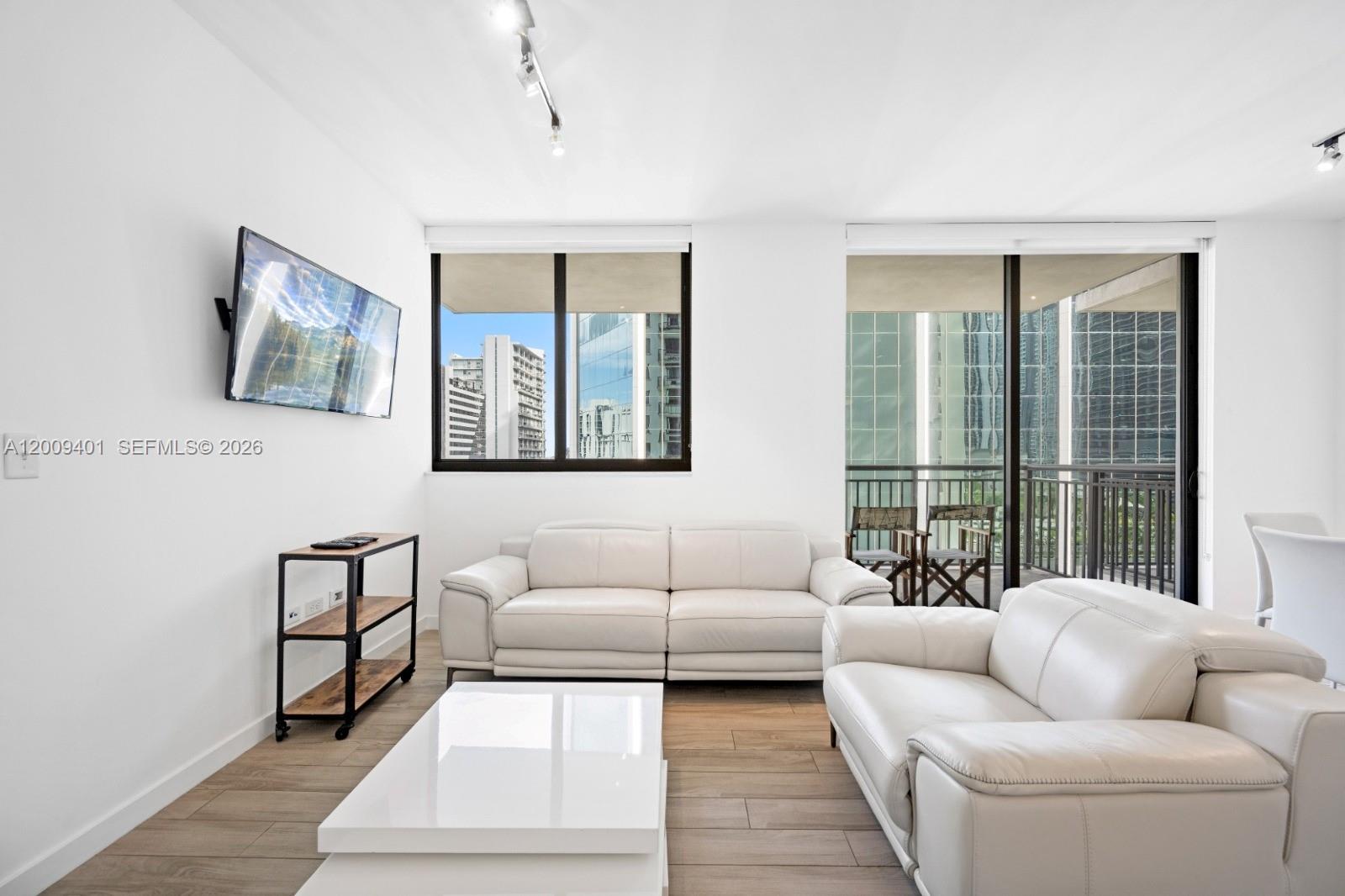 999 SW 1st Ave #1514, Miami FL 33130