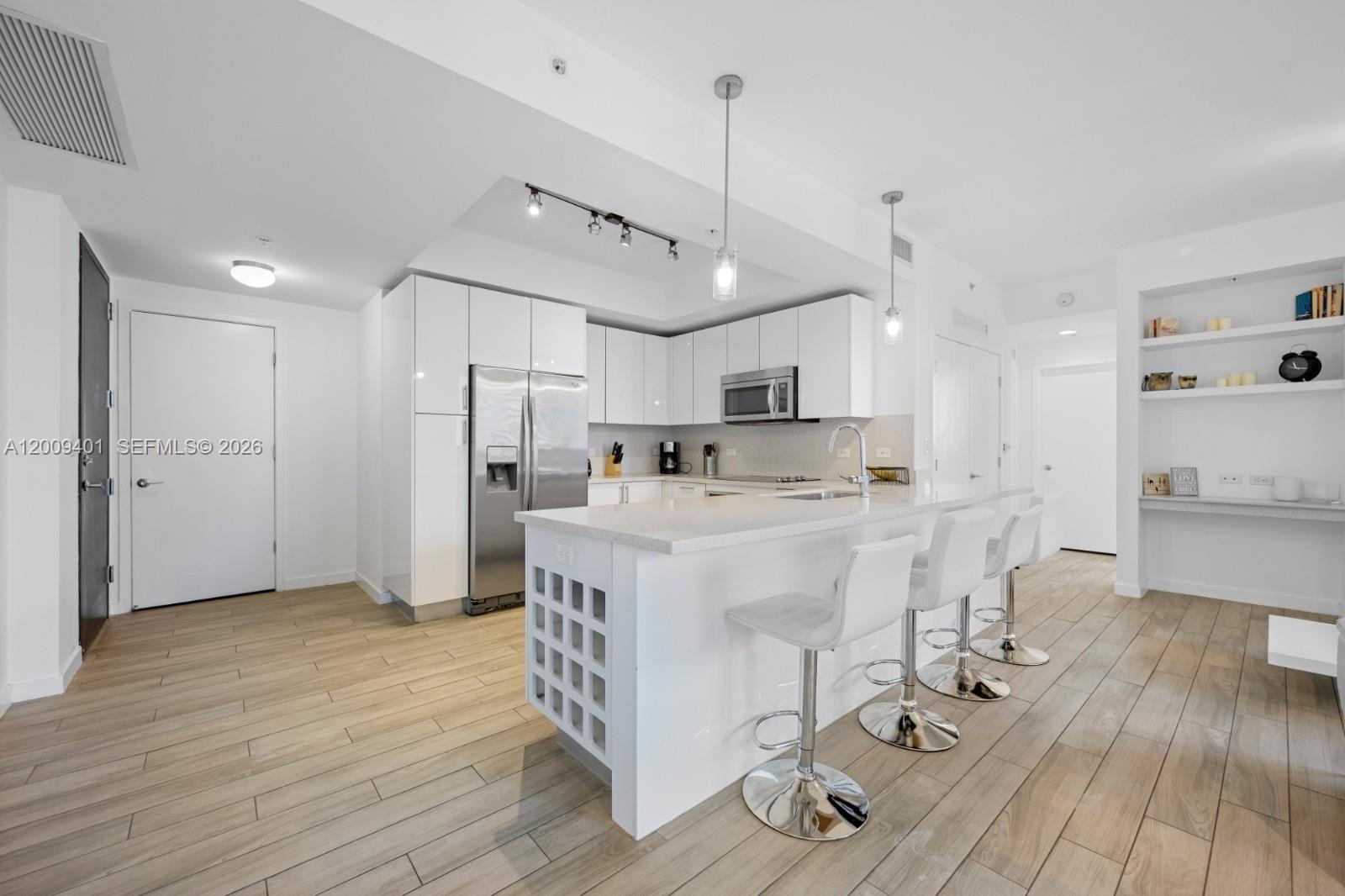 999 SW 1st Ave #1514, Miami FL 33130
