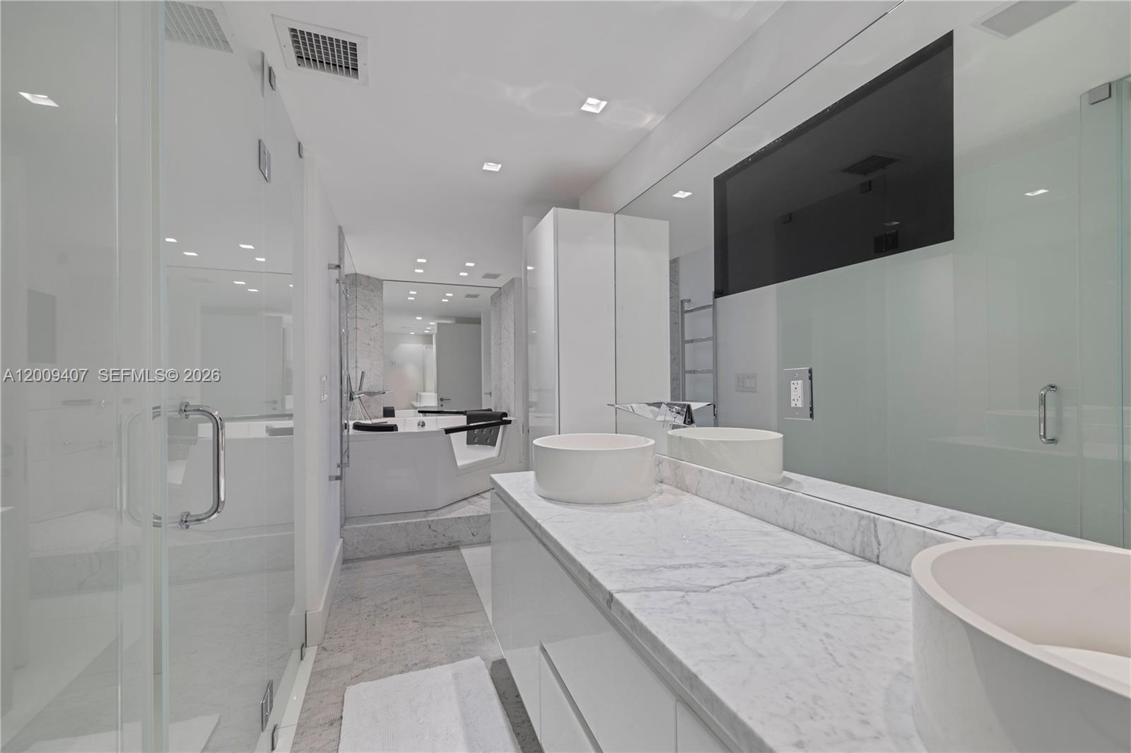 10155 Collins Ave #1210, Bal Harbour FL 33154